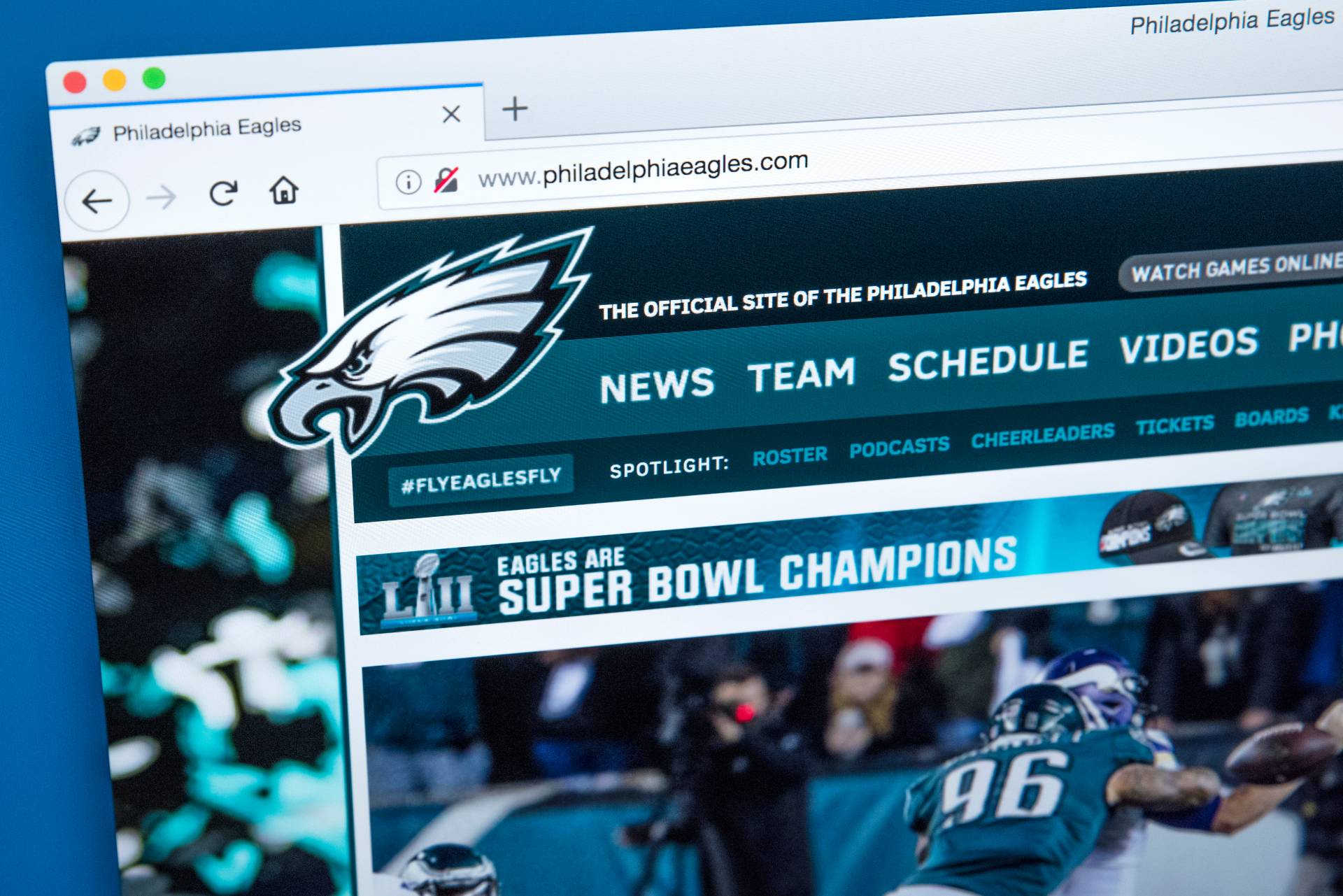 Read more about the article 2018 Super Bowl Winners Use Endzone Video Systems